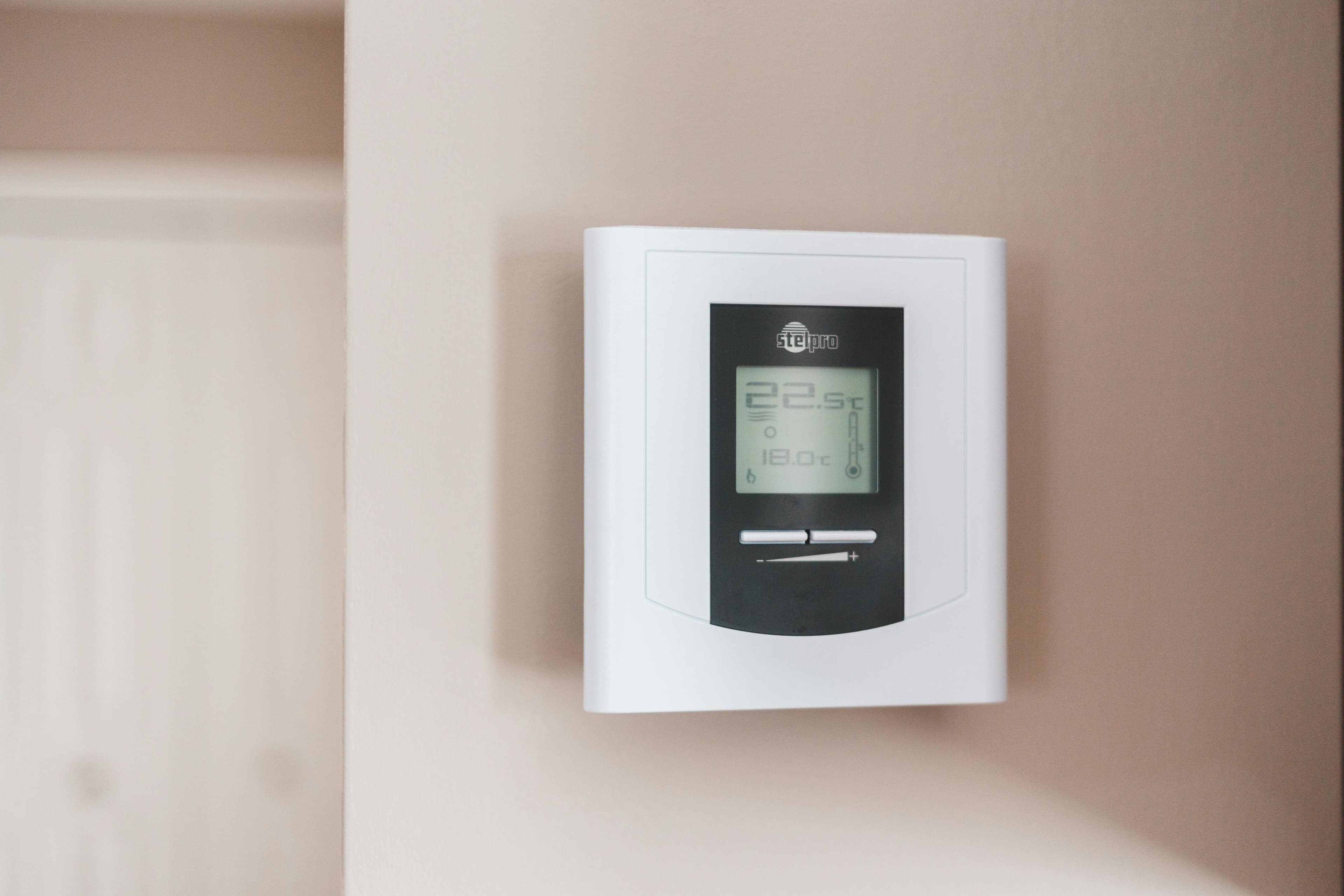 Thermostat photo